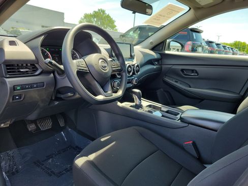 Certified 2024 Nissan Sentra S FWD image 19