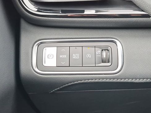 Used 2026 Buick Enclave Sport Touring image 21