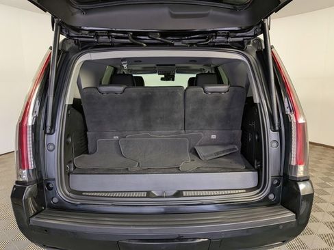 Used 2017 Cadillac Escalade Premium Luxury image 14