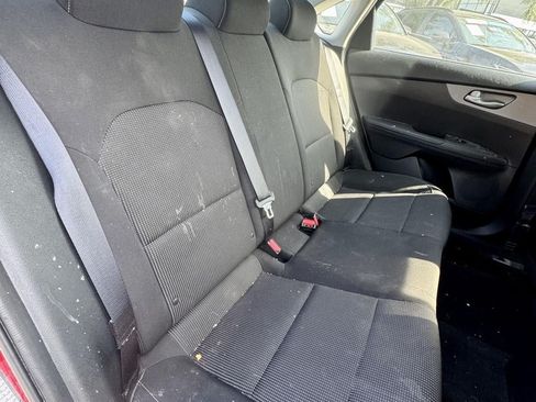 Used 2020 Kia Forte LXS FWD image 12