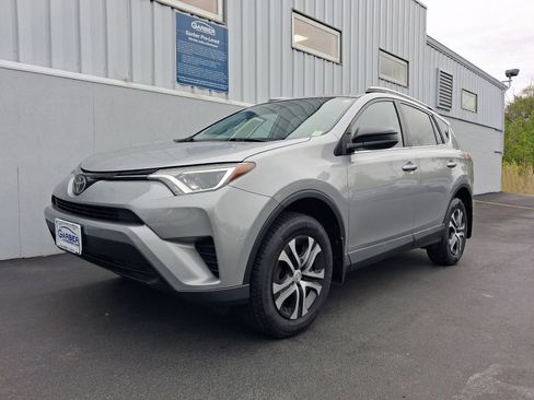 Used 2017 Toyota RAV4 LE w/ All Weather Liner Package AWD/4WD image 1