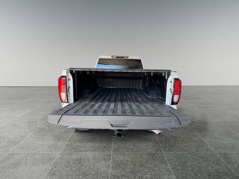 Used 2024 GMC Sierra 2500 SLE AWD/4WD image 13