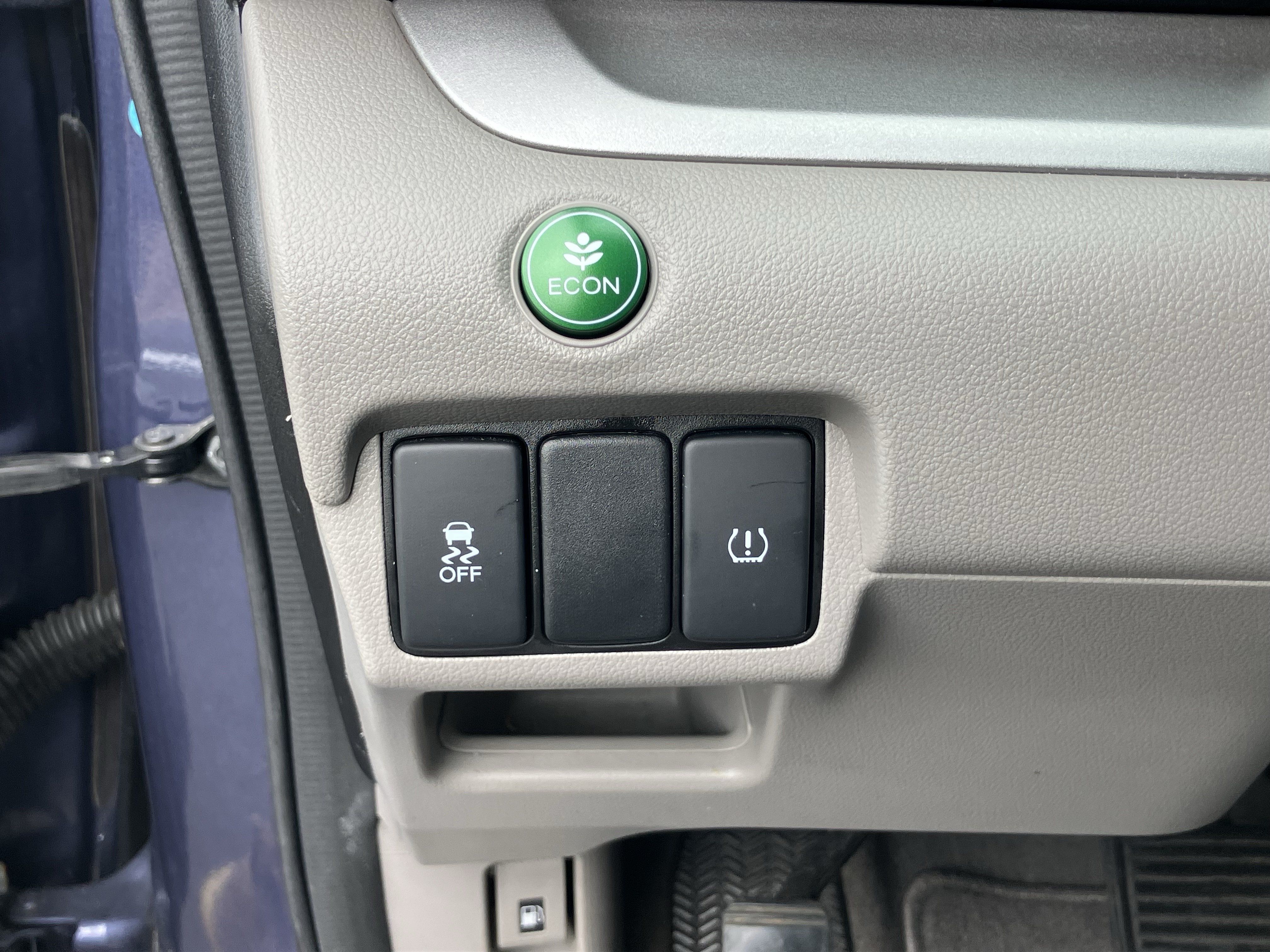Used 2014 Honda CR-V LX image 19