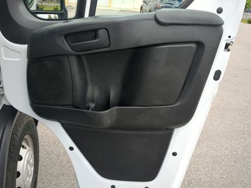 Used 2023 RAM ProMaster 2500 FWD image 28