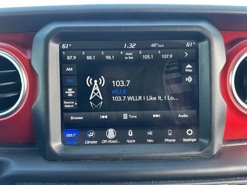 Used 2023 Jeep Wrangler Unlimited Rubicon w/ Xtreme Recon 35" Tire Package image 9