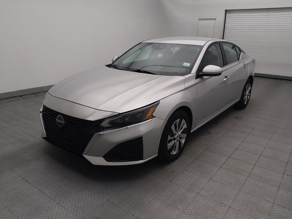 Used 2023 Nissan Altima 2.5 S FWD image 2