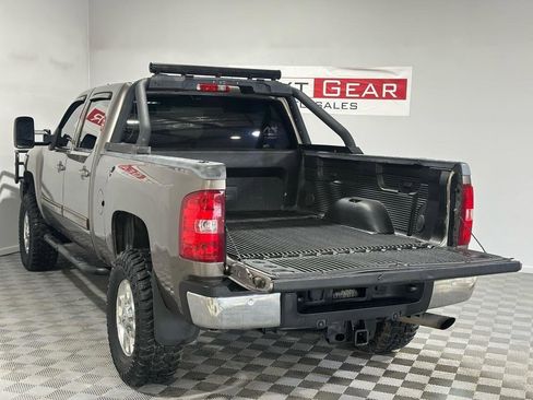 Used 2013 Chevrolet Silverado 2500 LTZ w/ LTZ Plus Package image 10