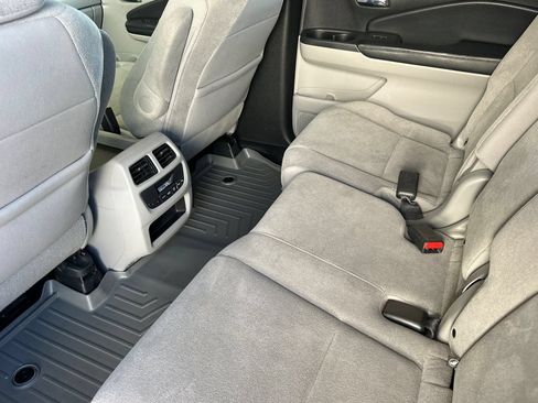 Used 2019 Honda Pilot EX image 13