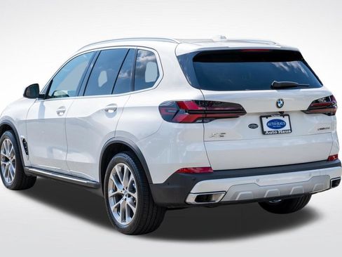 Used 2025 BMW X5 xDrive40i AWD/4WD image 4