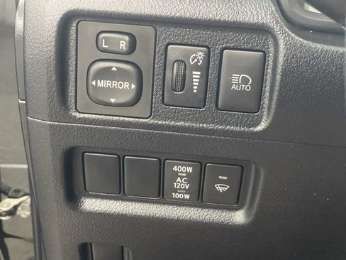 Used 2024 Toyota 4Runner SR5 image 15