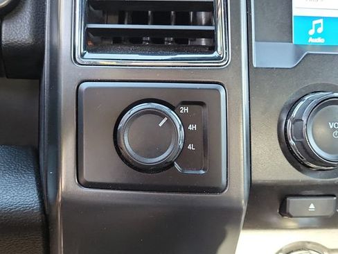 Used 2018 Ford F150 XLT w/ Equipment Group 302A Luxury AWD/4WD image 24