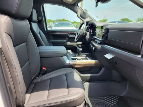 New 2026 Chevrolet Silverado 1500 LT Trail Boss w/ Convenience Package II AWD/4WD image 9