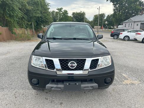Used 2019 Nissan Frontier SV image 9