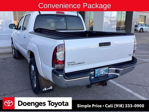 Used 2013 Toyota Tacoma 4x4 Double Cab w/ Limited Pkg image 4