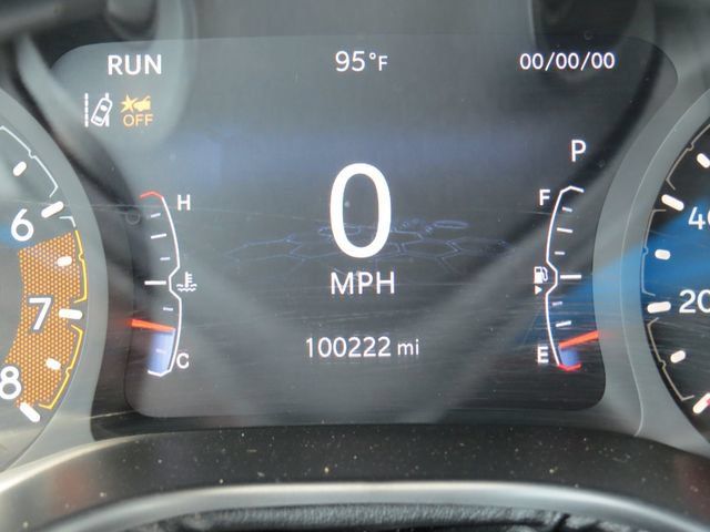 Used 2022 Jeep Compass Latitude FWD image 12