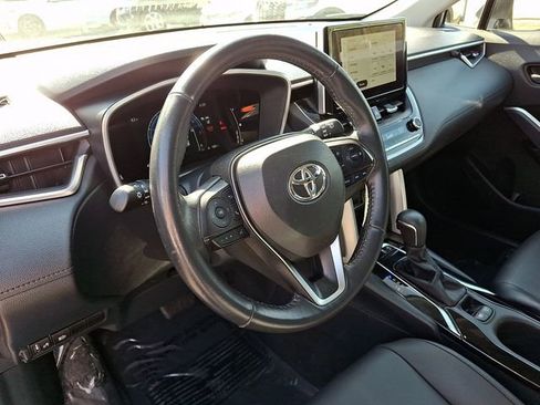 Certified 2024 Toyota Corolla Cross XLE FWD image 16