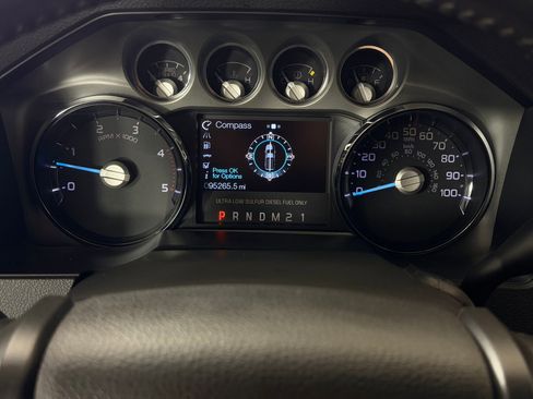 Used 2014 Ford F250 Lariat w/ Chrome Package image 17