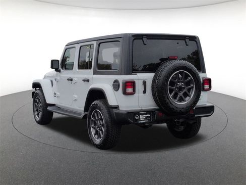 Used 2021 Jeep Wrangler Unlimited Sahara image 7