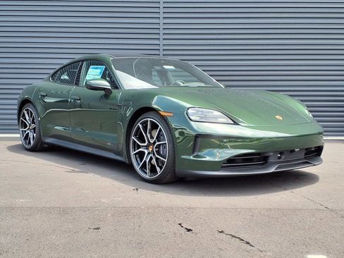 New 2025 Porsche Taycan image 36