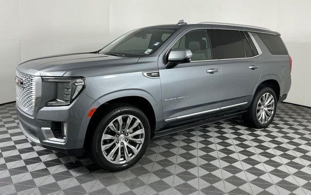 Used 2022 GMC Yukon Denali RWD image 4
