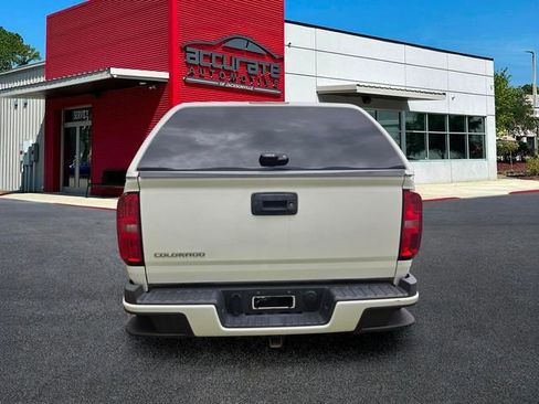 Used 2016 Chevrolet Colorado Z71 AWD/4WD image 3