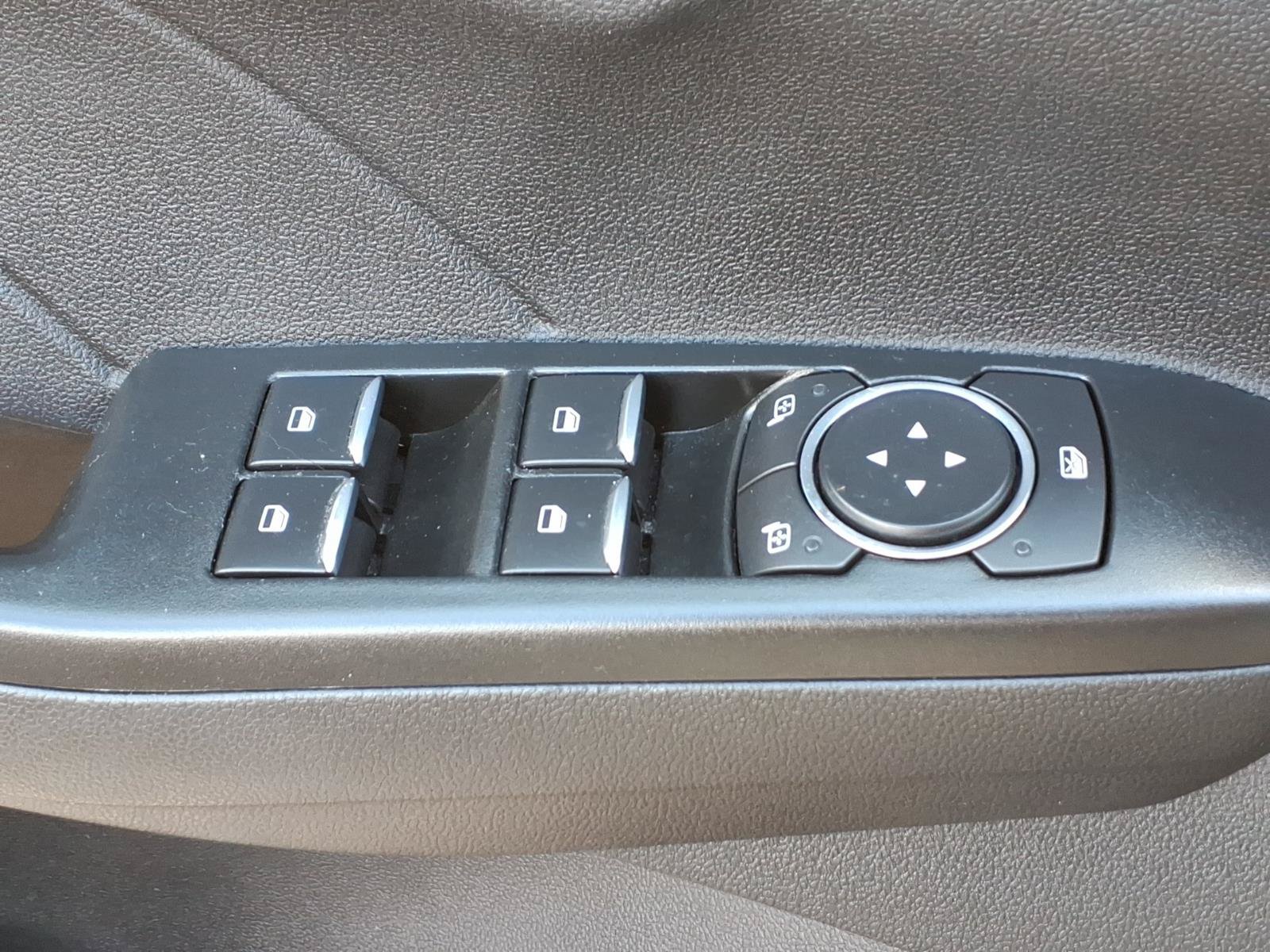 Used 2022 Ford Escape SE FWD image 22