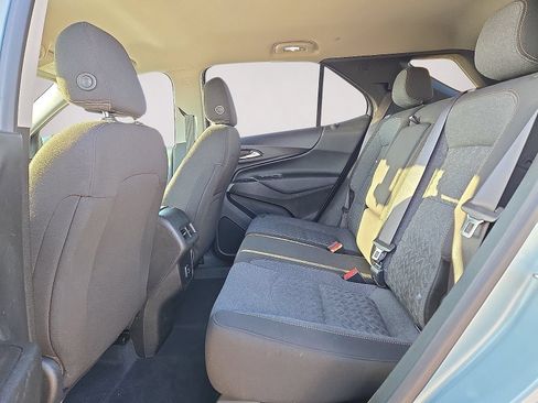 Used 2022 Chevrolet Equinox LT FWD image 16