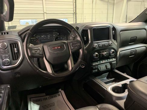 Used 2022 GMC Sierra 2500 AT4 image 4