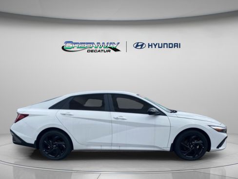 New 2026 Hyundai Elantra Sport FWD image 10