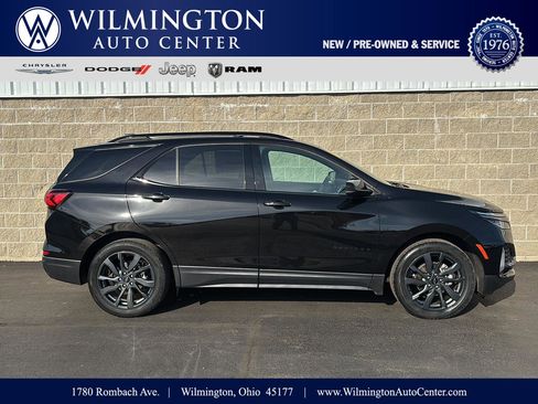 Used 2022 Chevrolet Equinox RS w/ LPO, Floor Liner Package FWD image 1