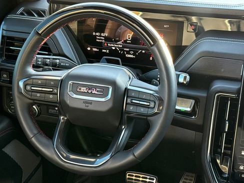 Used 2025 GMC Yukon AT4 Ultimate AWD/4WD image 14