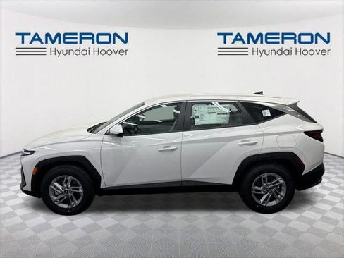 New 2026 Hyundai Tucson SE FWD image 2