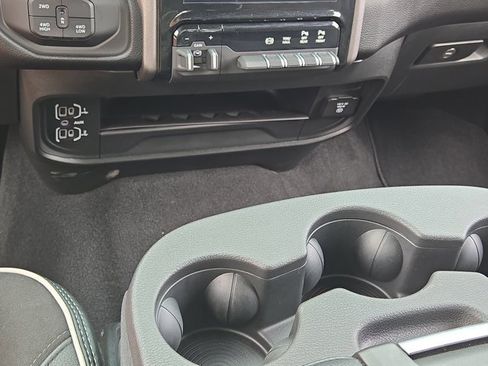 Used 2026 RAM 2500 Laramie AWD/4WD image 65