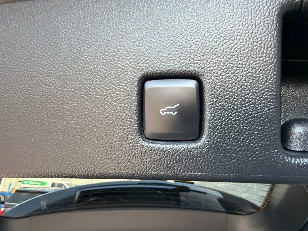 Used 2023 Ford Escape Active AWD/4WD image 14