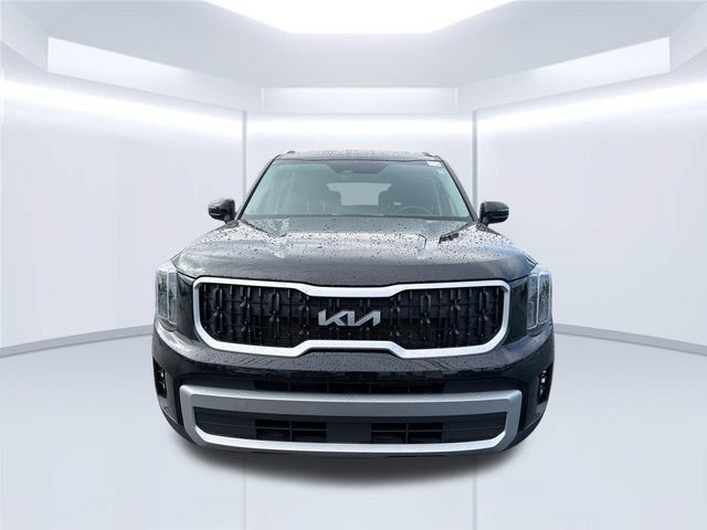 Used 2023 Kia Telluride EX w/ EX Captain's Chair Package AWD/4WD image 9