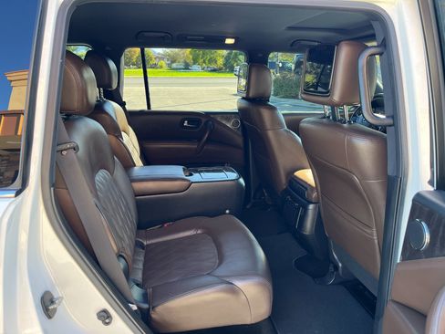 Used 2022 Nissan Armada Platinum w/ Captain's Chairs Package image 8