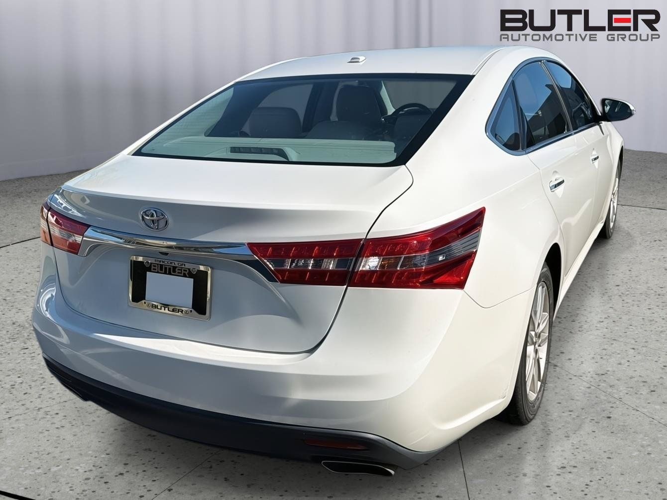 Used 2015 Toyota Avalon XLE FWD image 8