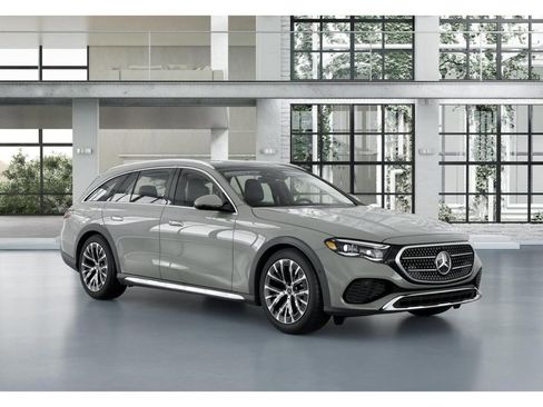 New 2026 Mercedes-Benz E 450 4MATIC All-Terrain Wagon image 11
