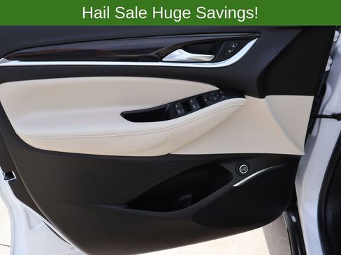 Used 2023 Buick Enclave Essence w/ Sport Touring Edition FWD image 18