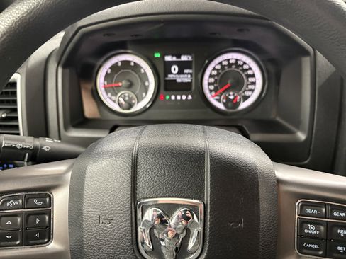 Used 2024 RAM 1500 Classic Warlock RWD image 27