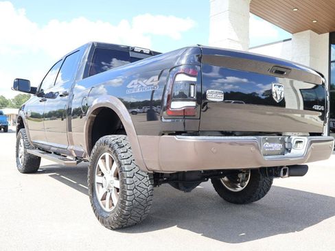Used 2018 RAM 2500 Longhorn AWD/4WD image 3