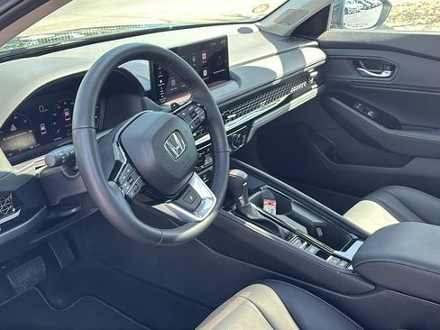 Used 2025 Honda Accord Touring image 22