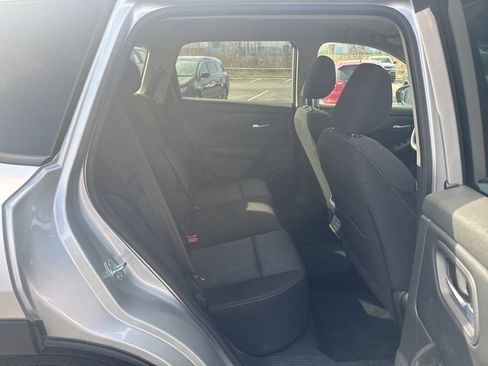 Used 2024 Nissan Rogue SV image 26