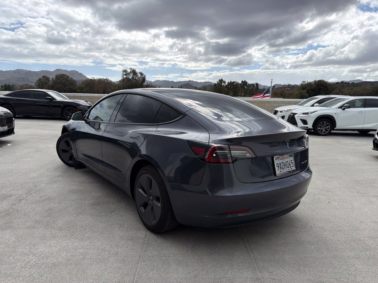 Used 2022 Tesla Model 3 Long Range AWD/4WD image 2