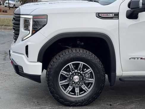 Used 2024 GMC Sierra 1500 AT4 w/ Technology Package image 37