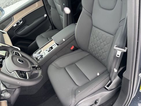 New 2026 Volvo XC90 B6 Core w/ Protection Package Premier AWD/4WD image 20