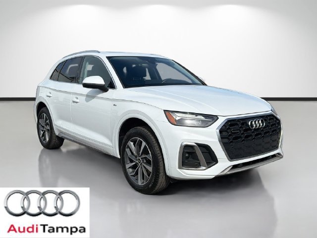 Used 2023 Audi Q5 2.0T Premium w/ Convenience Package AWD/4WD image 1