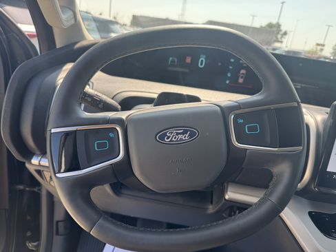 Certified 2025 Ford Expedition Max Active AWD/4WD image 15
