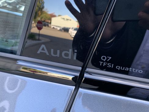 Certified 2025 Audi Q7 2.0T Premium Plus w/ Premium Plus Package image 15