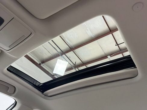 Used 2025 Honda Accord Touring image 25